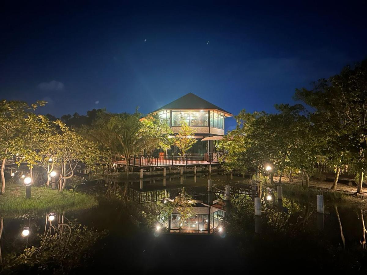 The Beatles Lagoon Chalong Ngoại thất bức ảnh